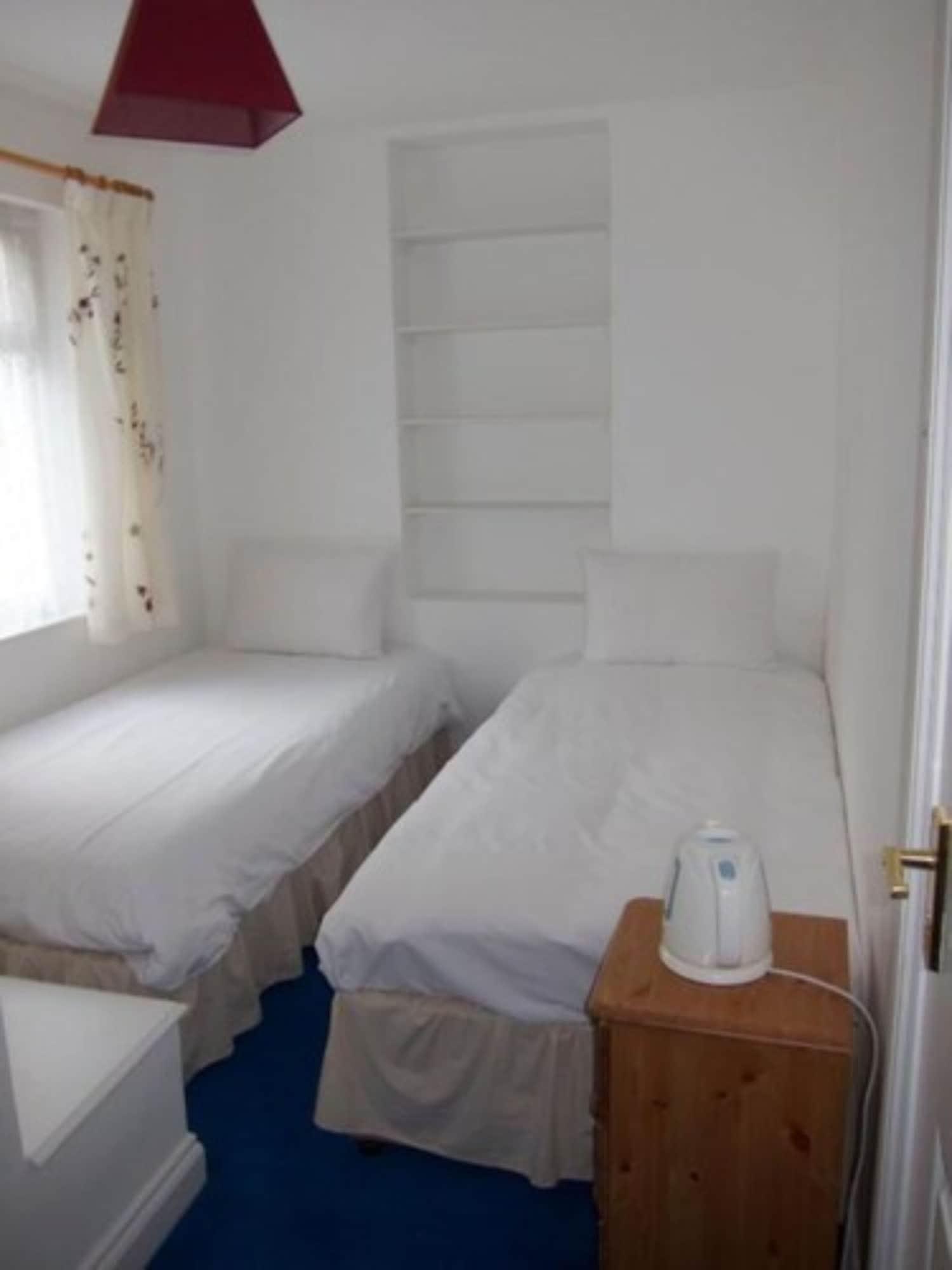 Abbey Court Hotel Saint Peter Port Екстериор снимка